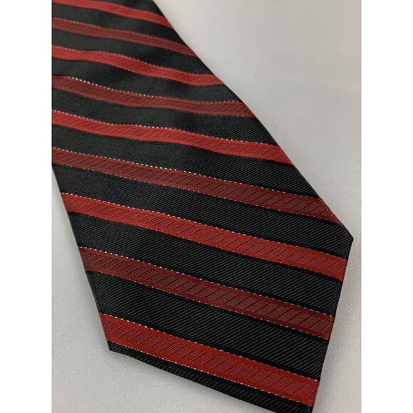 Metropolitan View Men's Silk Tie Metallic 58" Necktie Black Red Silver Diagonal - Picture 2 of 5